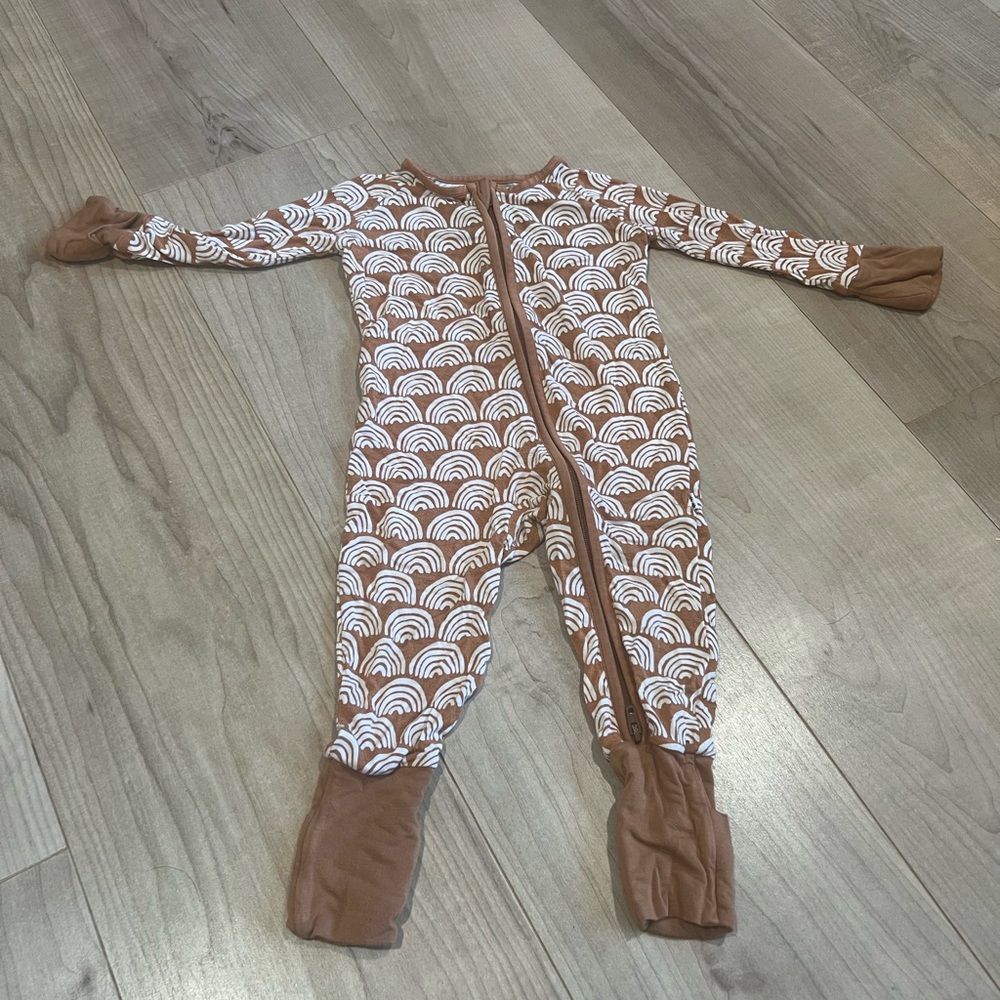 Little Sleepies Rust Rainbows Zippy